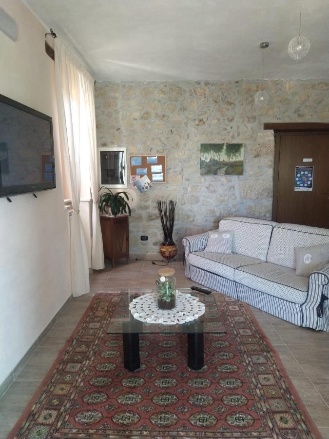 B&B Casale Giovannozzi 阿斯科利皮切诺 外观 照片