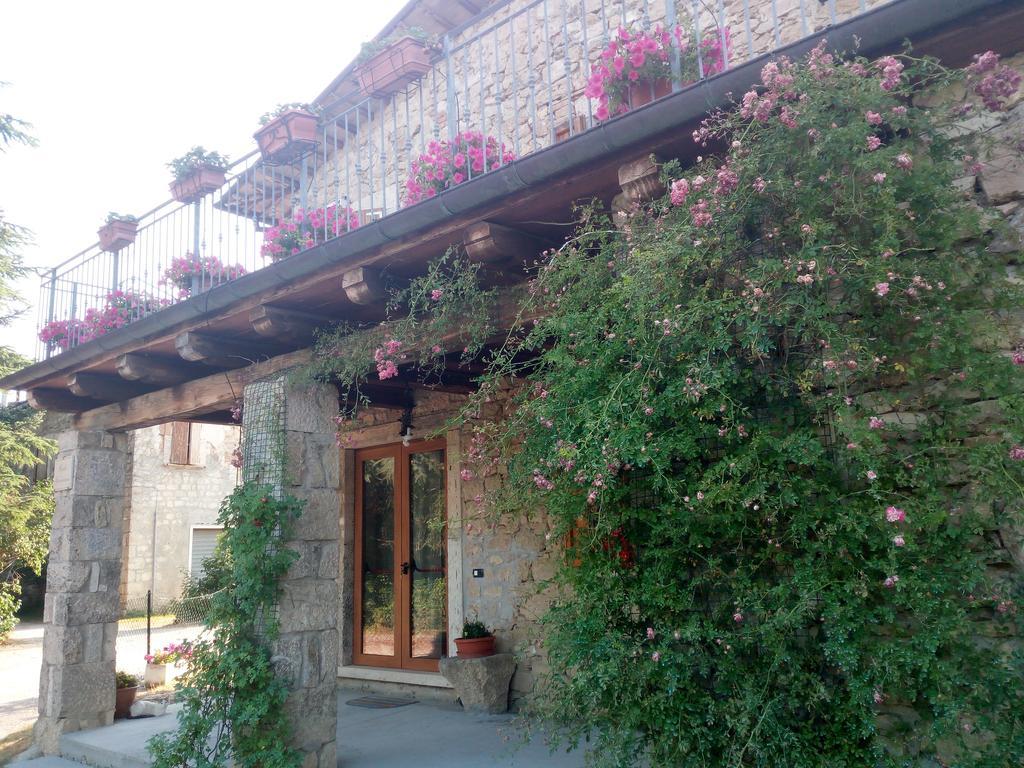 B&B Casale Giovannozzi 阿斯科利皮切诺 外观 照片